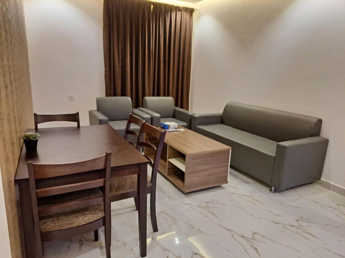 Golden Dahlia Fintas Lejlighedshotel Kuwait City Eksteriør billede