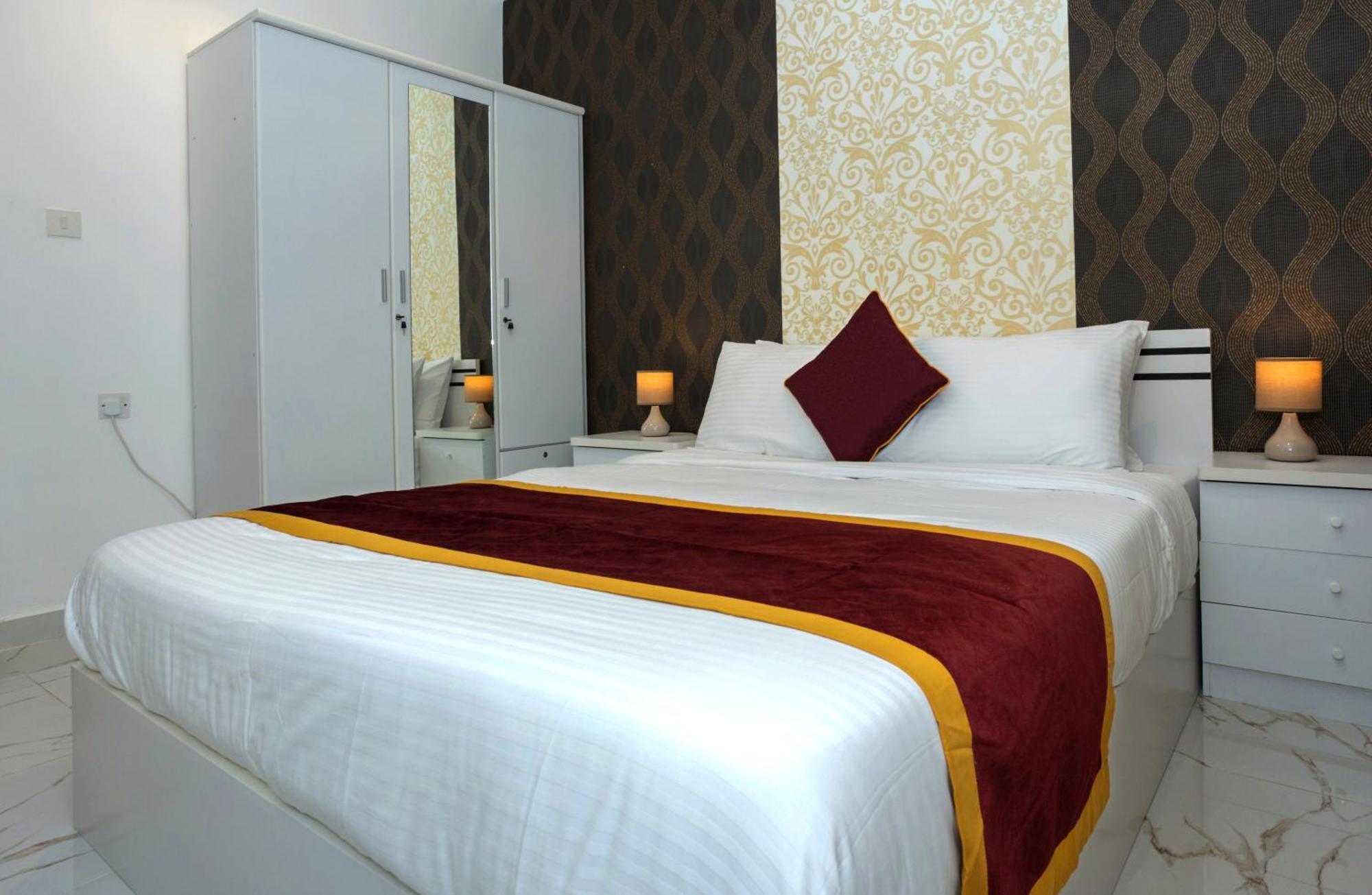 Golden Dahlia Fintas Lejlighedshotel Kuwait City Eksteriør billede